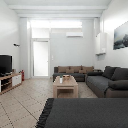 Spacious Apartment-600M From The Subway 雅典 外观 照片
