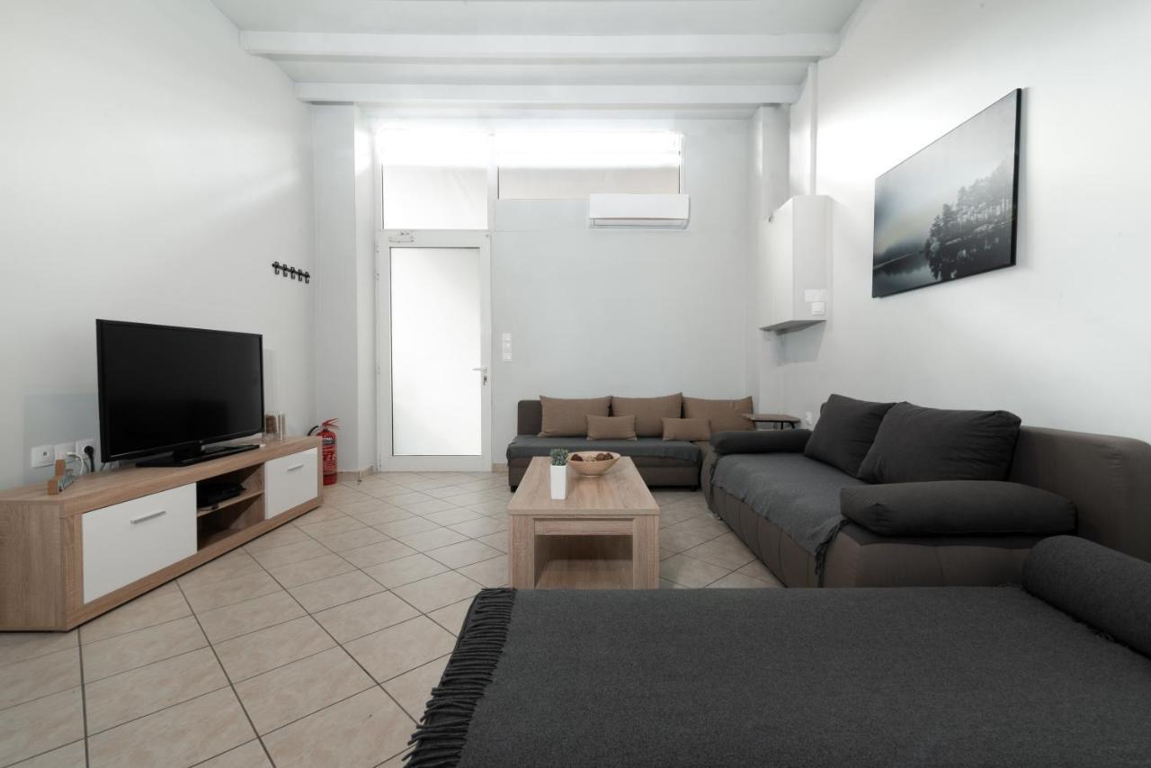 Spacious Apartment-600M From The Subway 雅典 外观 照片