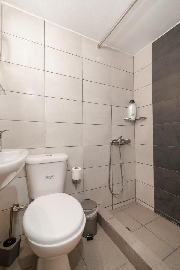 Spacious Apartment-600M From The Subway 雅典 外观 照片